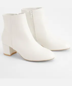 boohoo Womens Basic Block Heel Booties