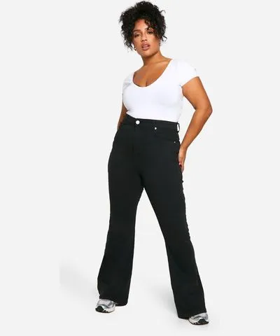 boohoo Womens Plus Plus Denim Flared Jeans