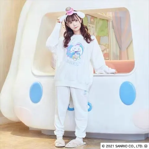 Cinnamoroll style tops and pants