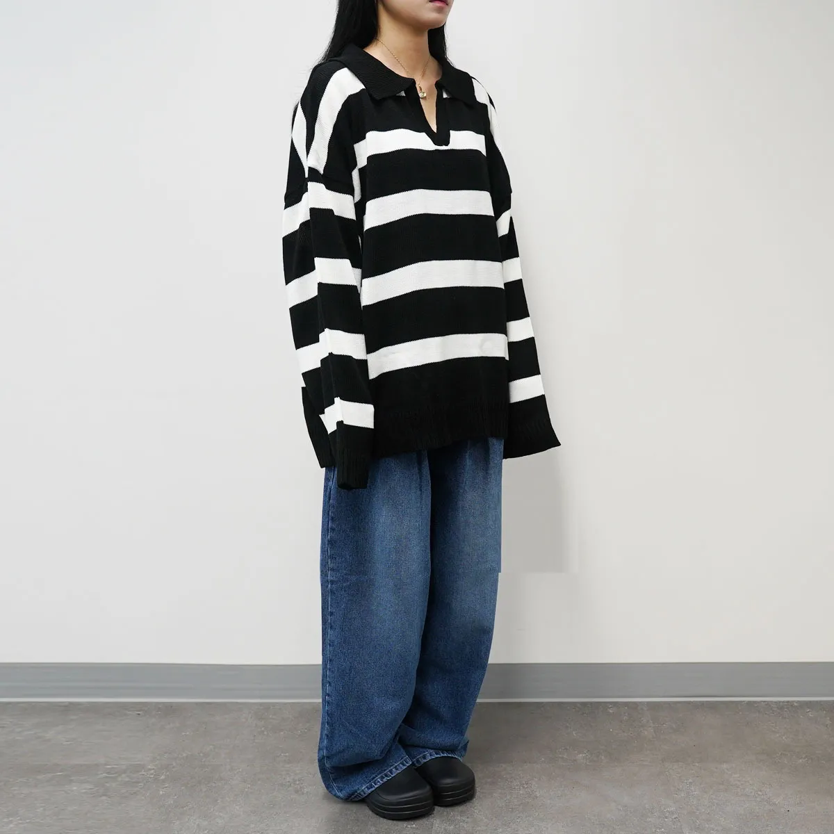 IONSEOUL  |Stripes Street Style V-Neck Long Sleeves Sweaters