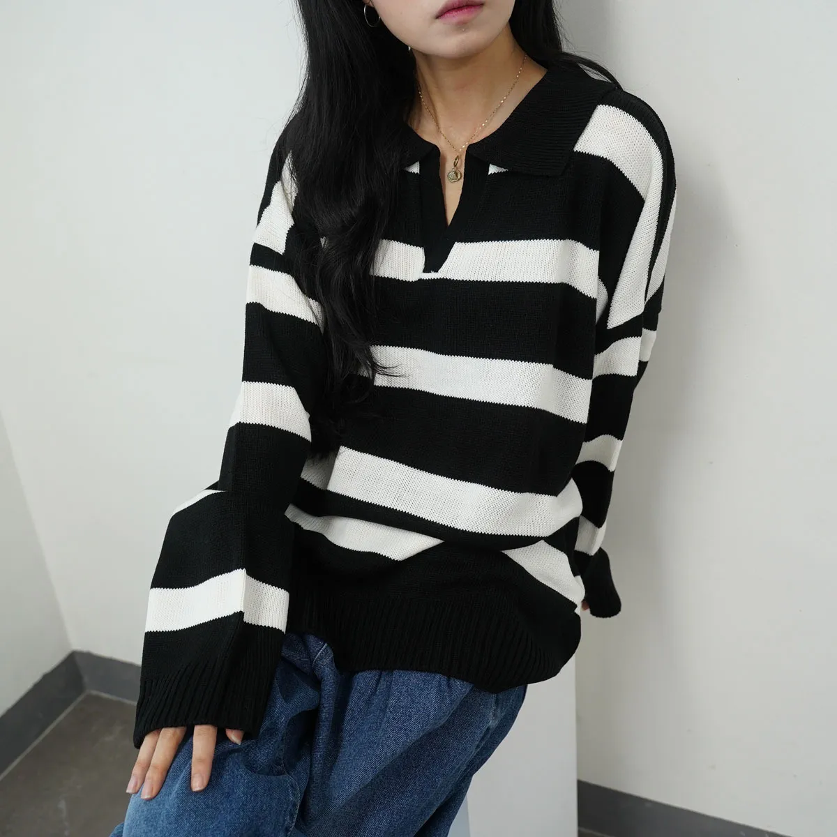 IONSEOUL  |Stripes Street Style V-Neck Long Sleeves Sweaters