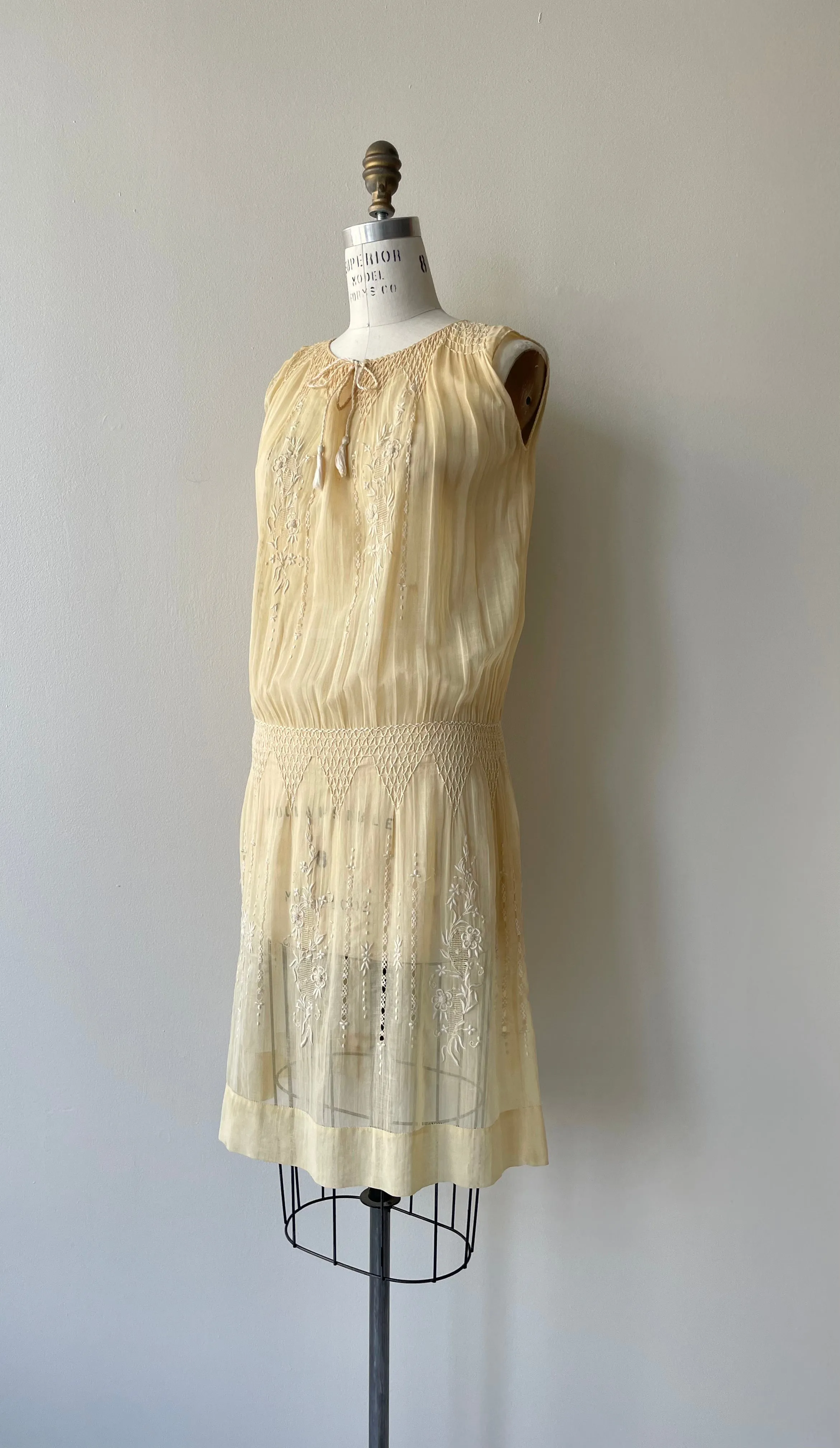 Subtle Charms Dress | 1920s