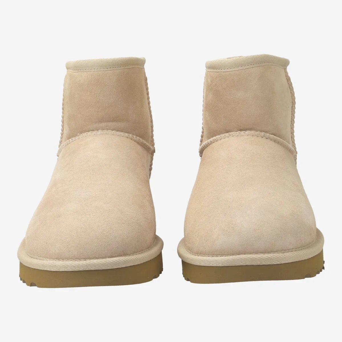 UGG-