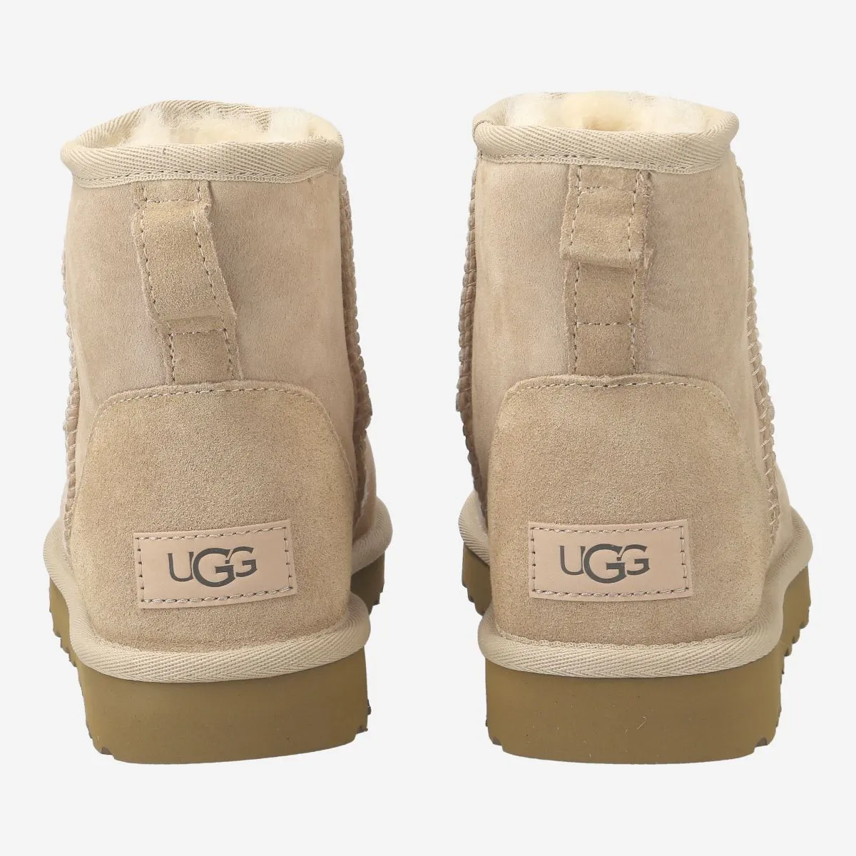 UGG-